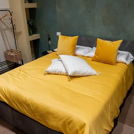 Palazzo Nicolaus Del Lungomare Bed & Breakfast Bari