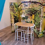 Palazzo Nicolaus Del Lungomare Bed and Breakfast
