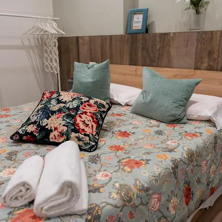 Palazzo Nicolaus Del Lungomare Couette-café 3*