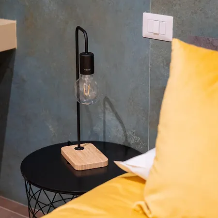 Palazzo Nicolaus Del Lungomare Couette-café Bari