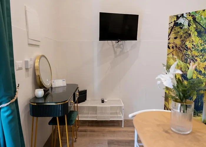 Palazzo Nicolaus Del Lungomare Bari