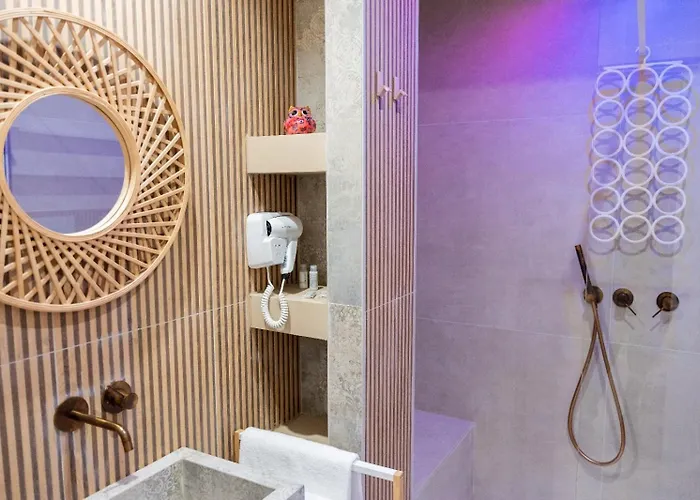 Palazzo Nicolaus Del Lungomare Bari