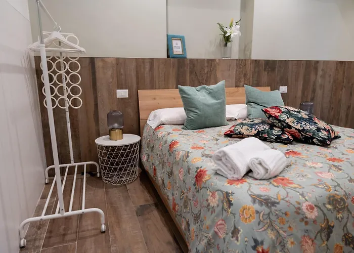 Palazzo Nicolaus Del Lungomare Bed & Breakfast 3*